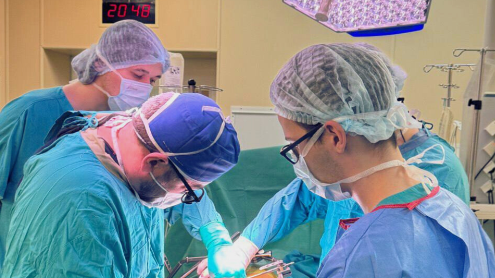 27.11_В БСМП имени Р.С.Акчурина впервые выполнили пересадку почки (1).png