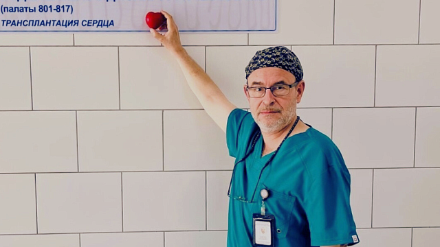 Нужно очень любить свою профессию, свое дело, надо жить этим